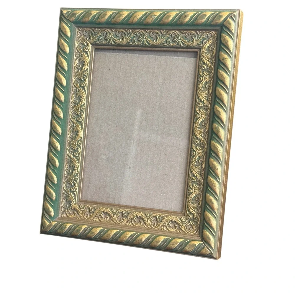 Vintage Baroque Style Gold and Green Ornate Scrollwork Picture Frame‎ 5x7